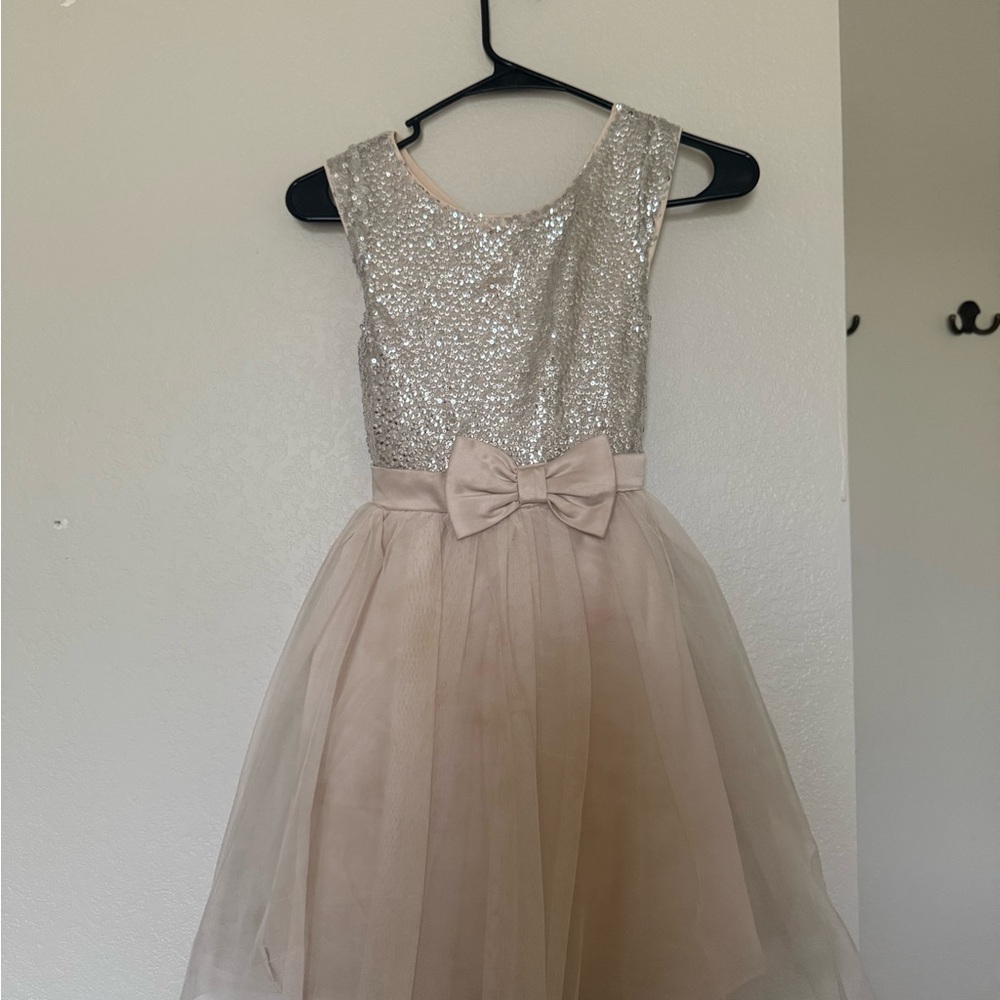 Zunie Silver and Cream Formal Kids Dress